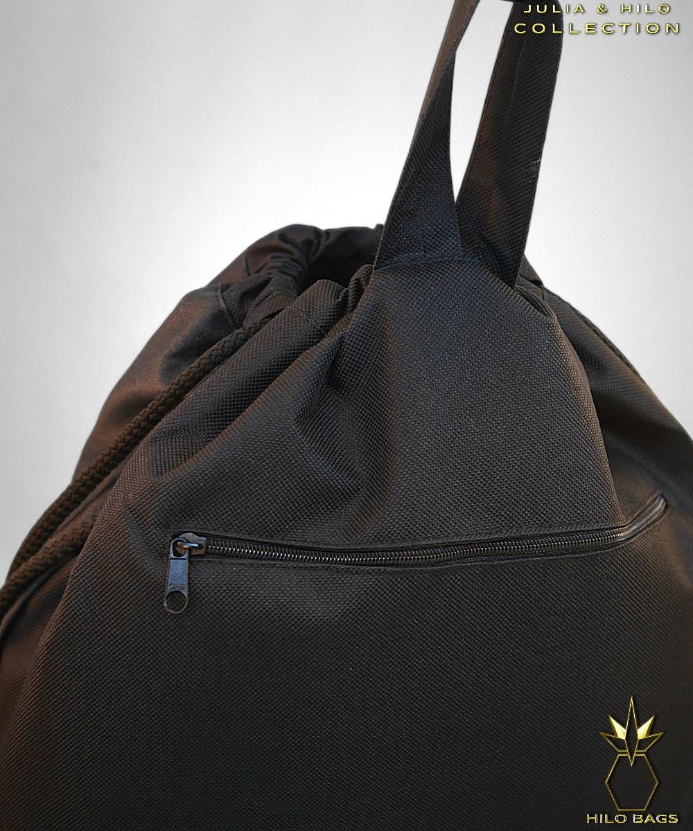 10.JULIA & HILO - Gymbag - hand painted - UV - artist - collaboration - pearl-canvas - unique-art-handmade-oversized-exclusive-design-custom