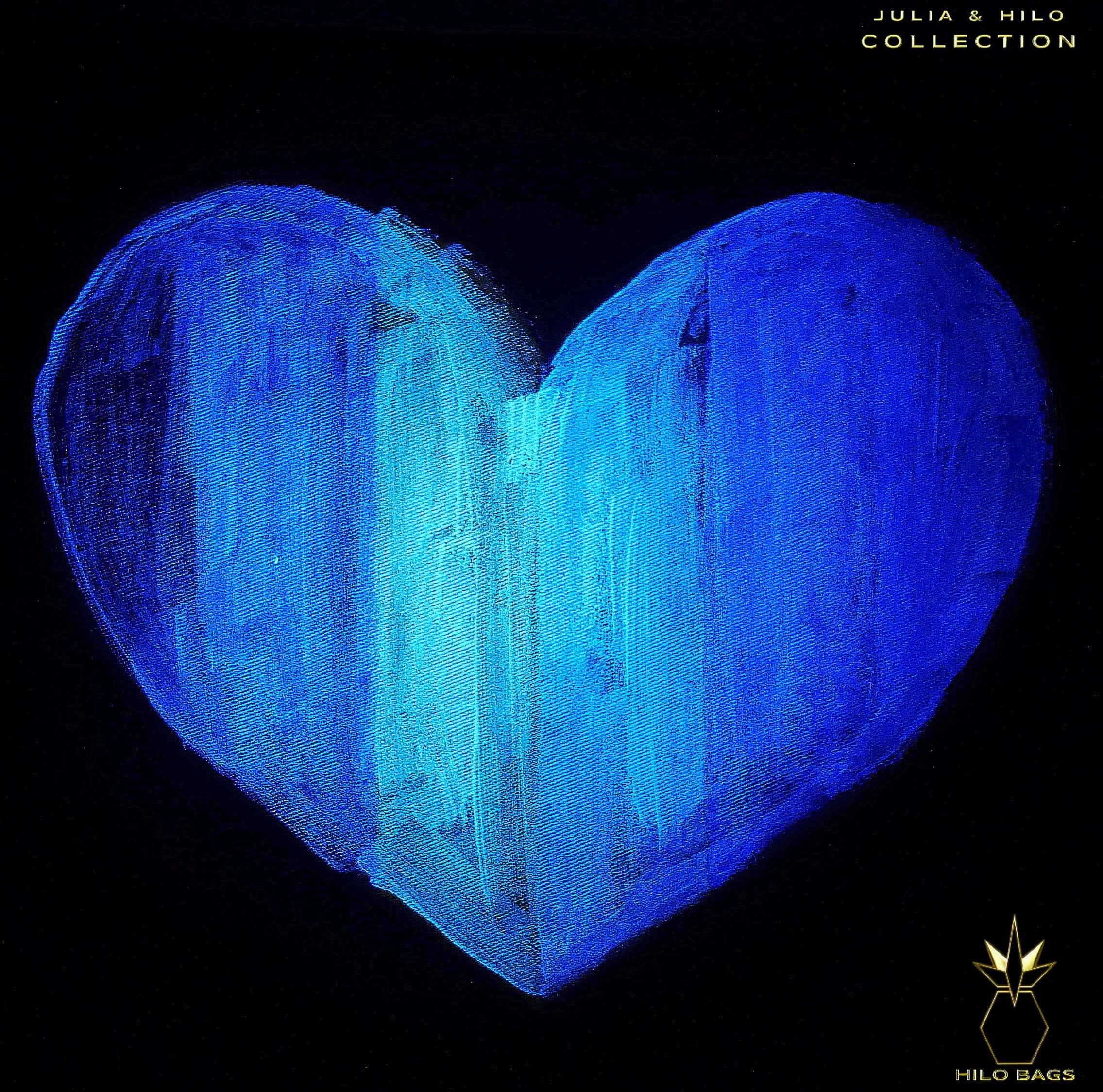 14.JULIA & HILO - Gymbag - hand painted - UV - artist - collaboration - pearl-canvas - unique-art-handmade-oversized-exclusive-design-custom