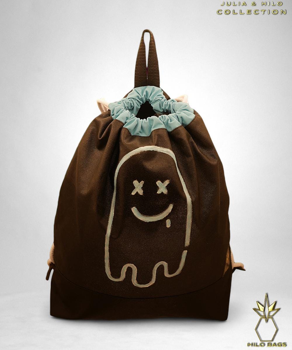 15.JULIA & HILO - Gymbag - hand painted - UV - artist - collaboration - pearl-canvas - unique-art-handmade-oversized-exclusive-design-custom