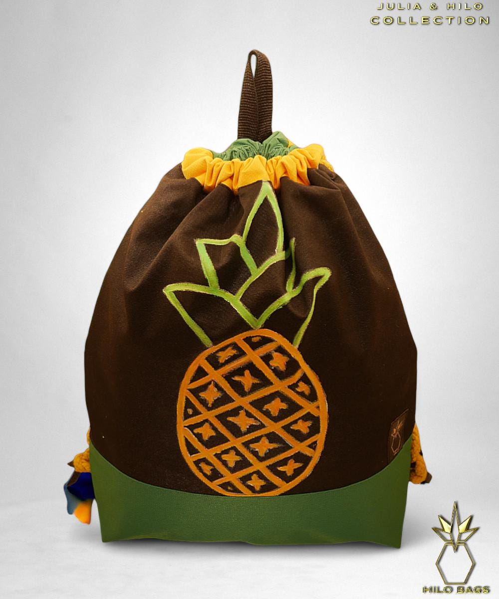 16.JULIA & HILO - Gymbag - hand painted - UV - artist - collaboration - pearl-canvas - unique-art-handmade-oversized-exclusive-design-custom