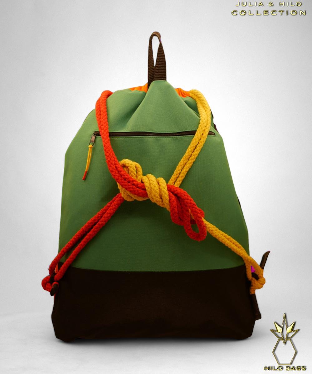 17.JULIA & HILO - Gymbag - hand painted - UV - artist - collaboration - pearl-canvas - unique-art-handmade-oversized-exclusive-design-custom