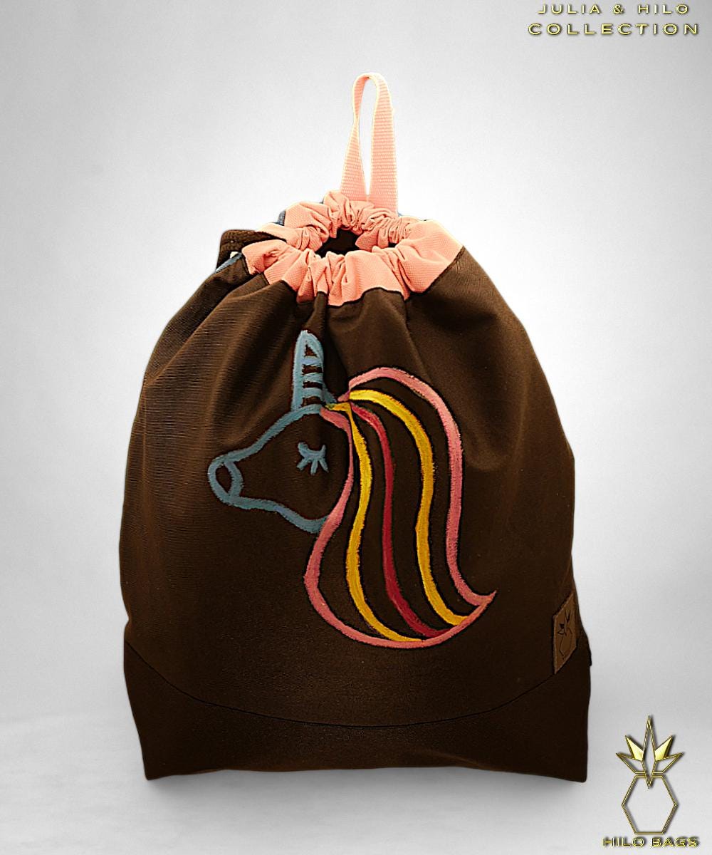 31.JULIA & HILO - Gym Bag - hand-painted - UV - artist - collaboration - pearl-canvas - unique art - handmade - oversized - exclusive design - custom