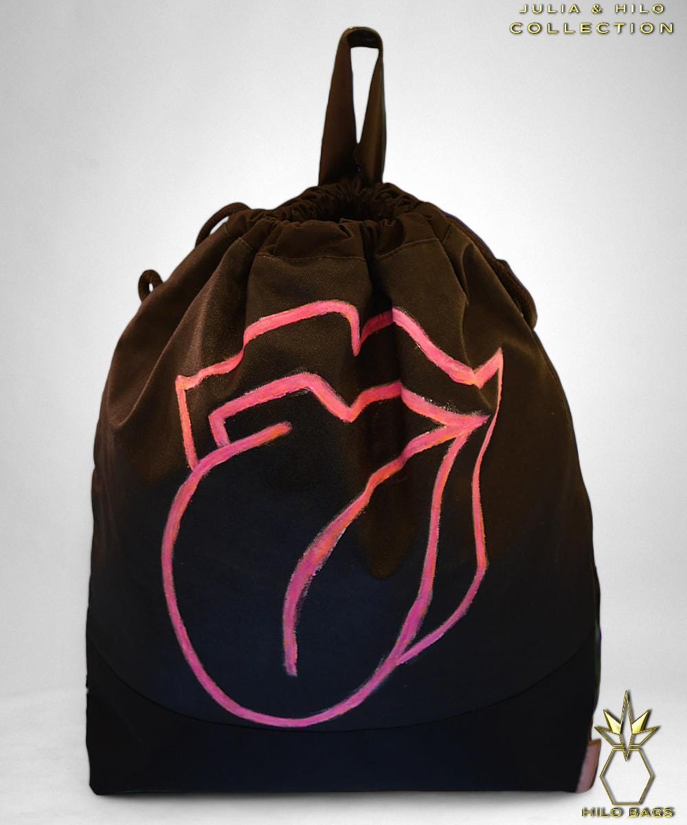 10.JULIA & HILO - Gymbag - hand painted - UV - artist - collaboration - pearl-canvas - unique-art-handmade-oversized-exclusive-design-custom
