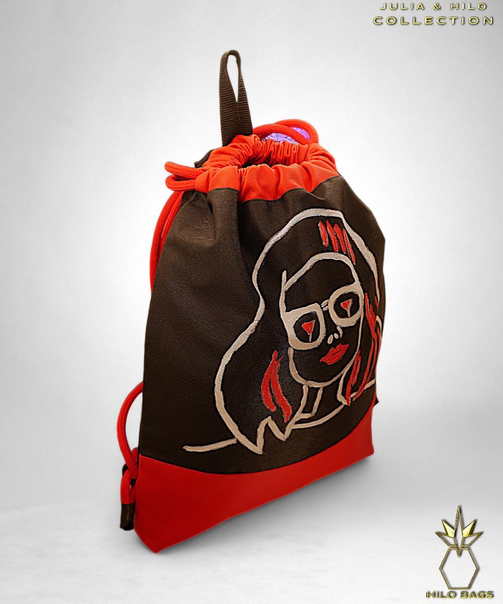 19.JULIA & HILO - Gymbag - hand painted - UV - artist - collaboration - pearl-canvas - unique-art-handmade-oversized-exclusive-design-custom