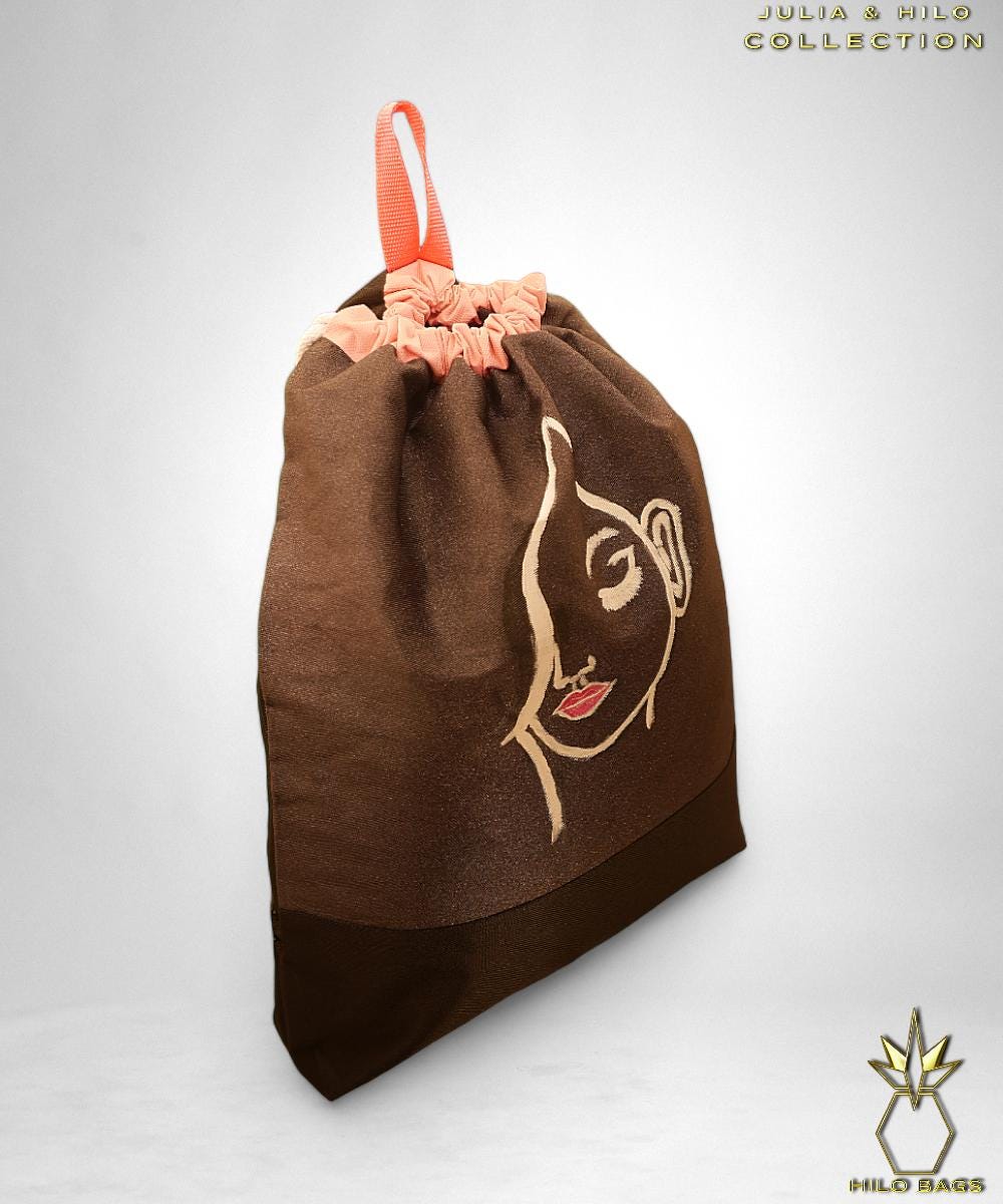 25.JULIA & HILO - Gym bag - hand-painted - UV - artist - collaboration - pearl-canvas - unique art - handmade - oversized - exclusive design - custom