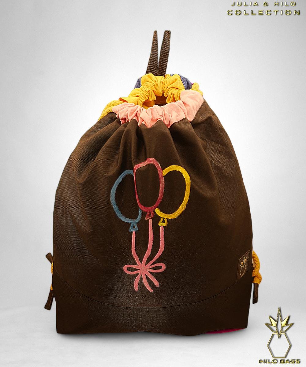 27.JULIA & HILO - Gymbag - hand painted - UV - artist - collaboration - pearl-canvas - unique-art-handmade-oversized-exclusive-design-custom